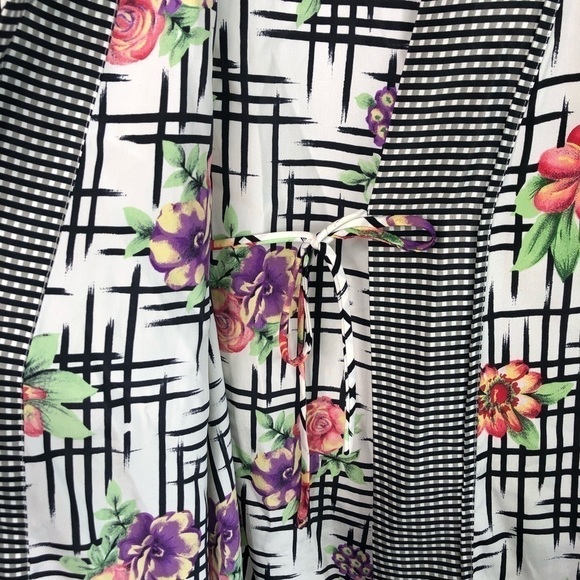 𝅺vintage Victoria’s Secret Gold Label Floral Crosshatch Kimono Robe - Picture 3 of 7